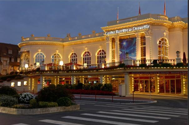 Studio Deauville-Les Marinas,Vue Mer Et Bassin Экстерьер фото